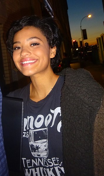 Kiersey Clemons
